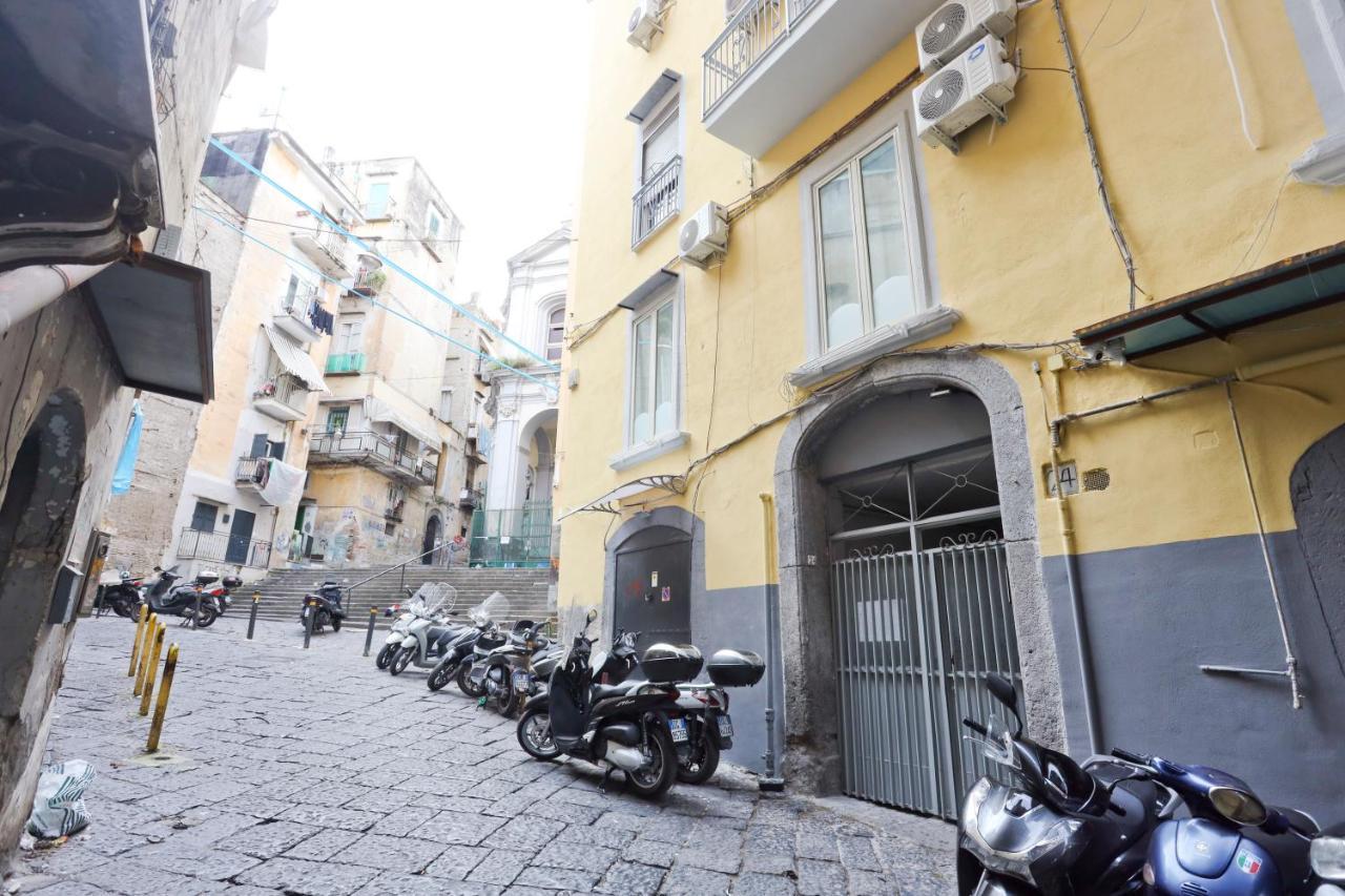 Porta Medina Apartment Naples Exterior photo